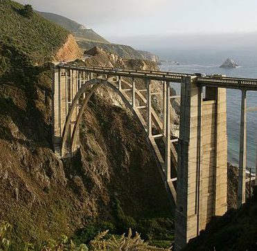 400px-Bixby_Bridge_(2)